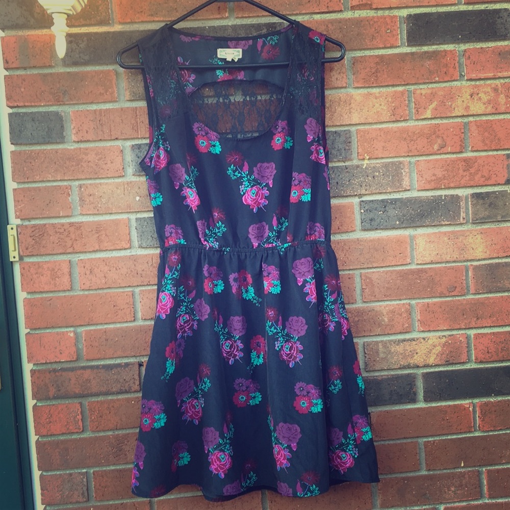 Kirra Brand short baby doll dress